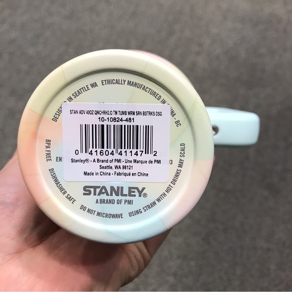 New Stanley Quencher Tumbler 2.0 40oz Clean Slate - Warm Serene Brushstrokes - Picture 8 of 9